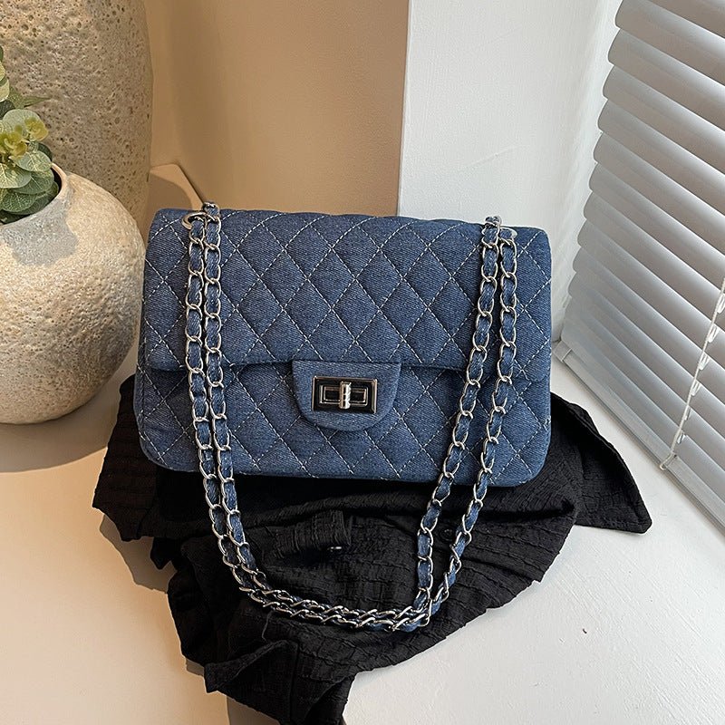 DENIM CHIC