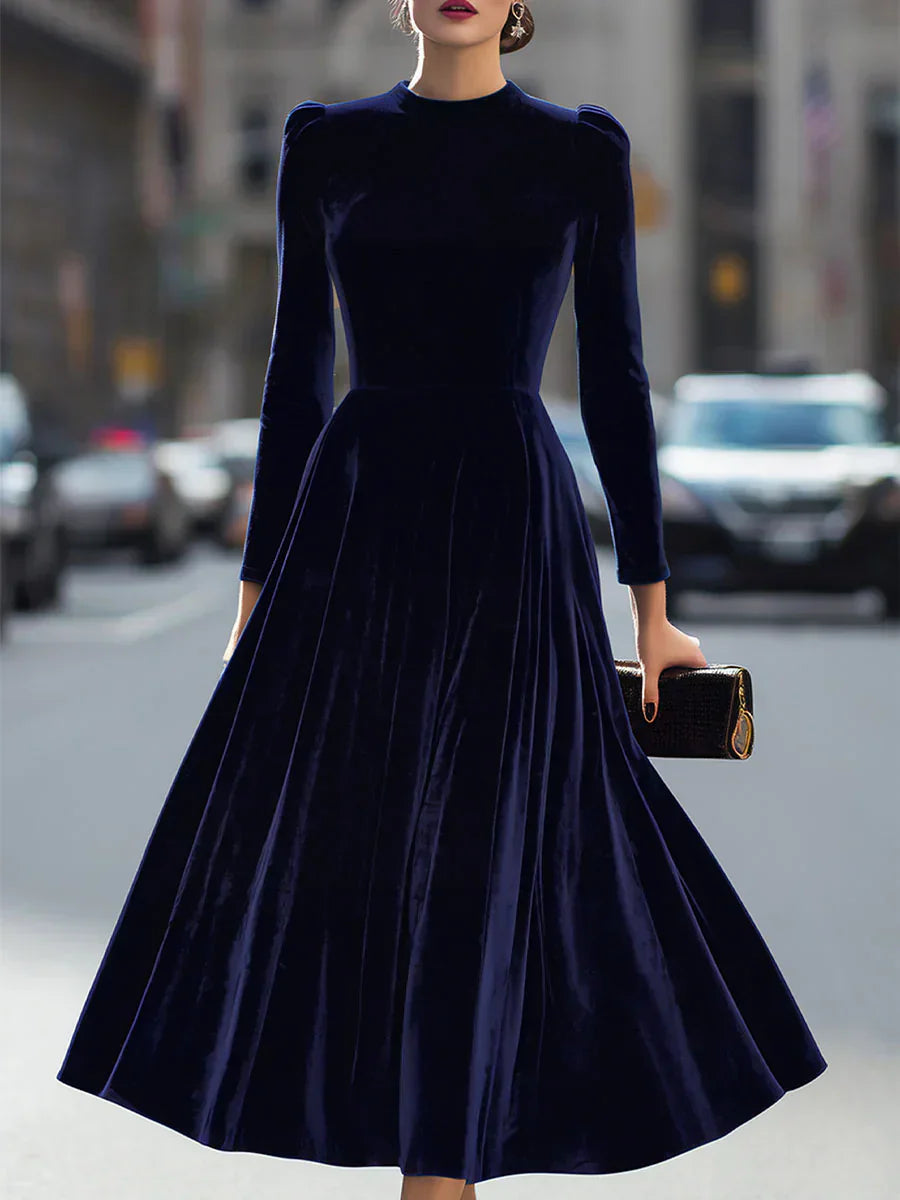 Aurélie – Velvet Grace Midi Dress