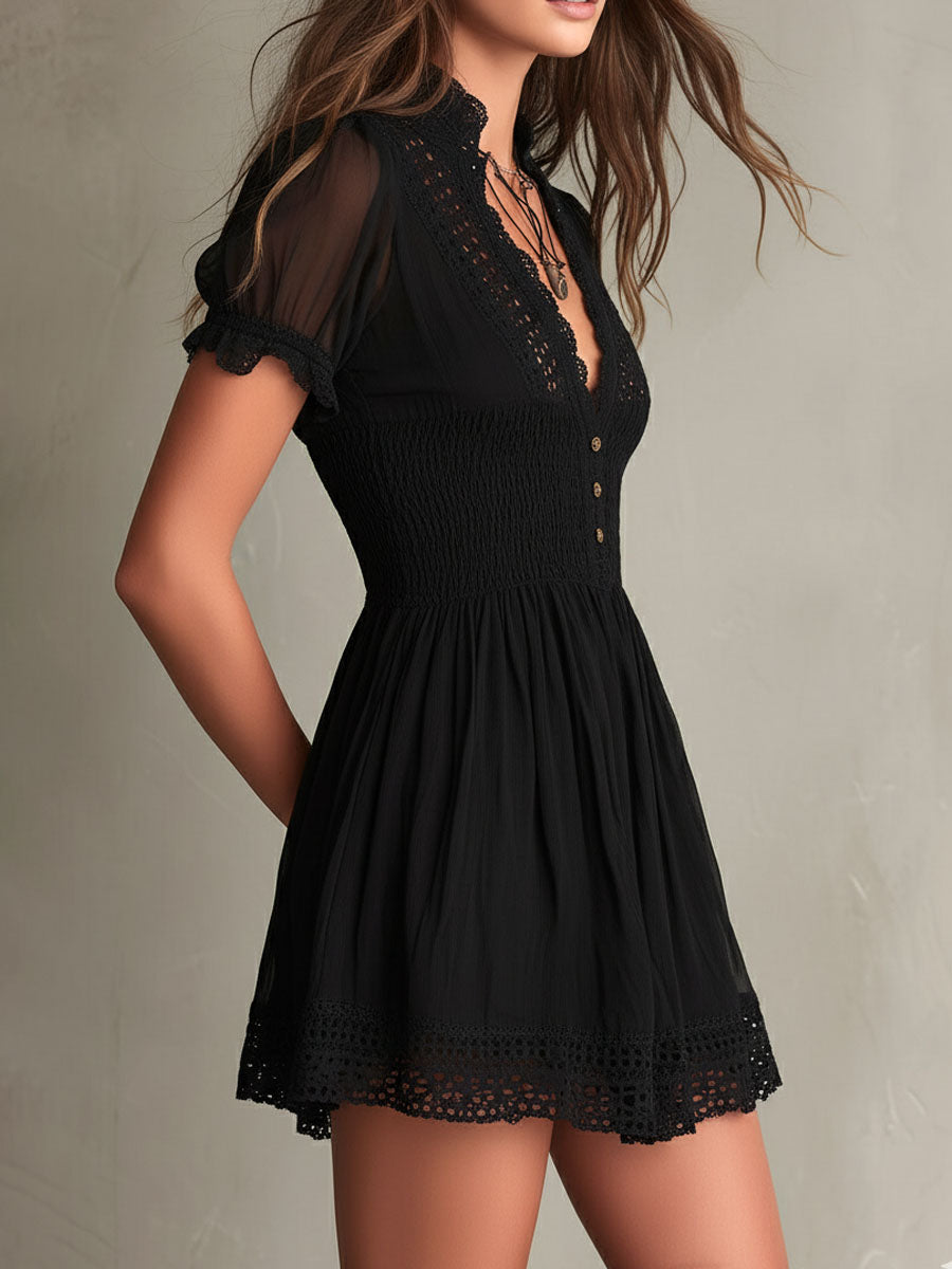 Odette™ | Robe Courte Noire en Dentelle