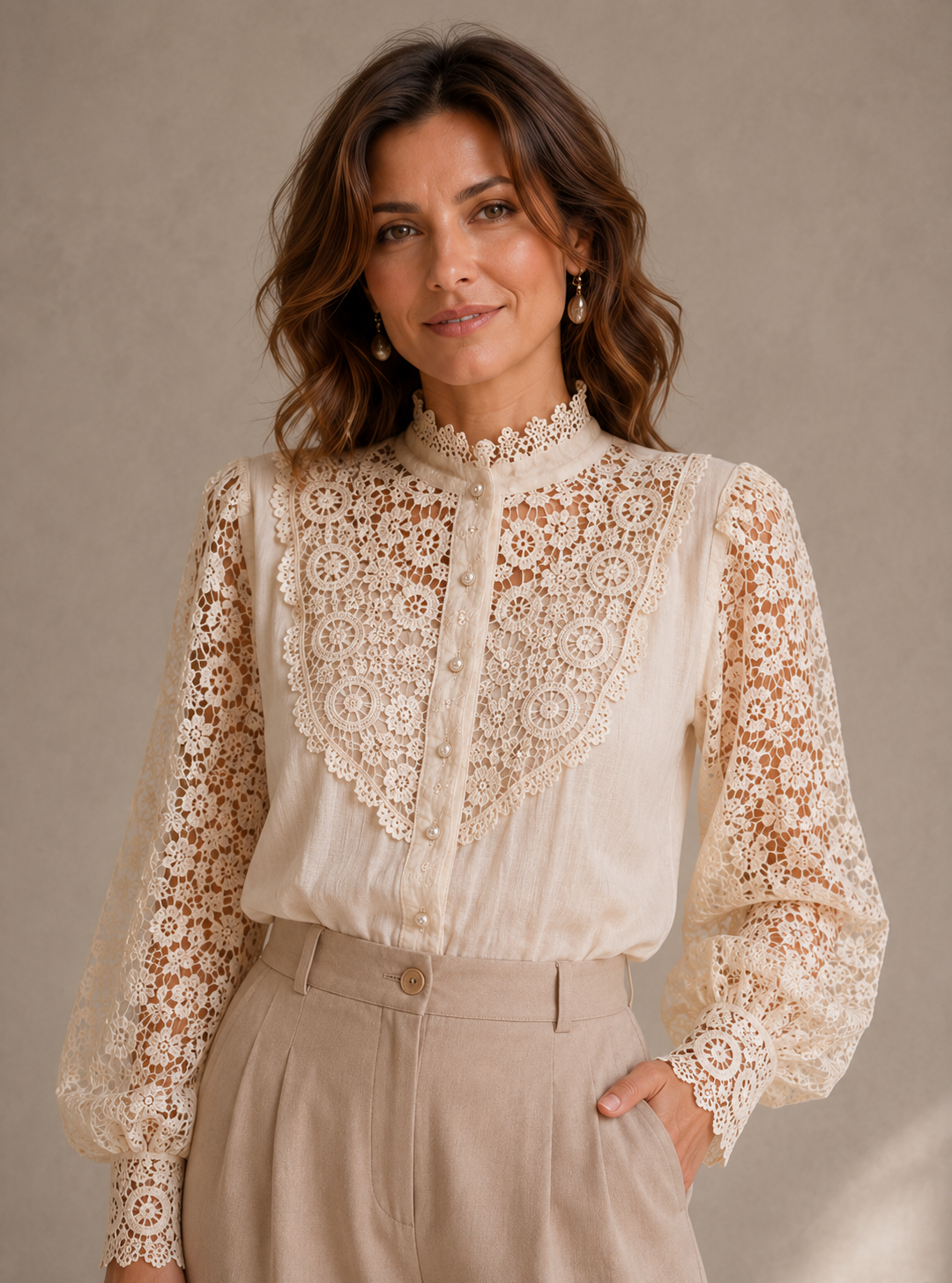Claudine | Blouse en Dentelle Élégante