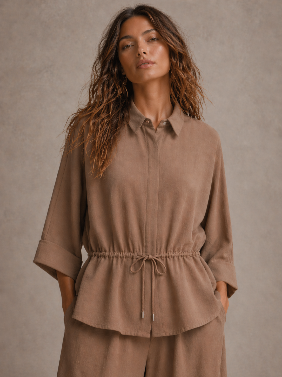Camille | Ensemble fluide élégant avec taille ajustable et coupe moderne